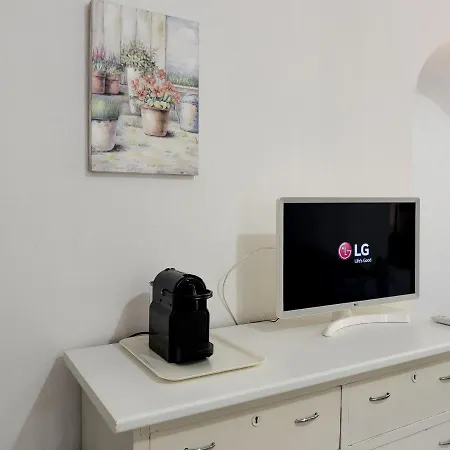 Apartment Mallela • Balcony, A/c & Smarttv *